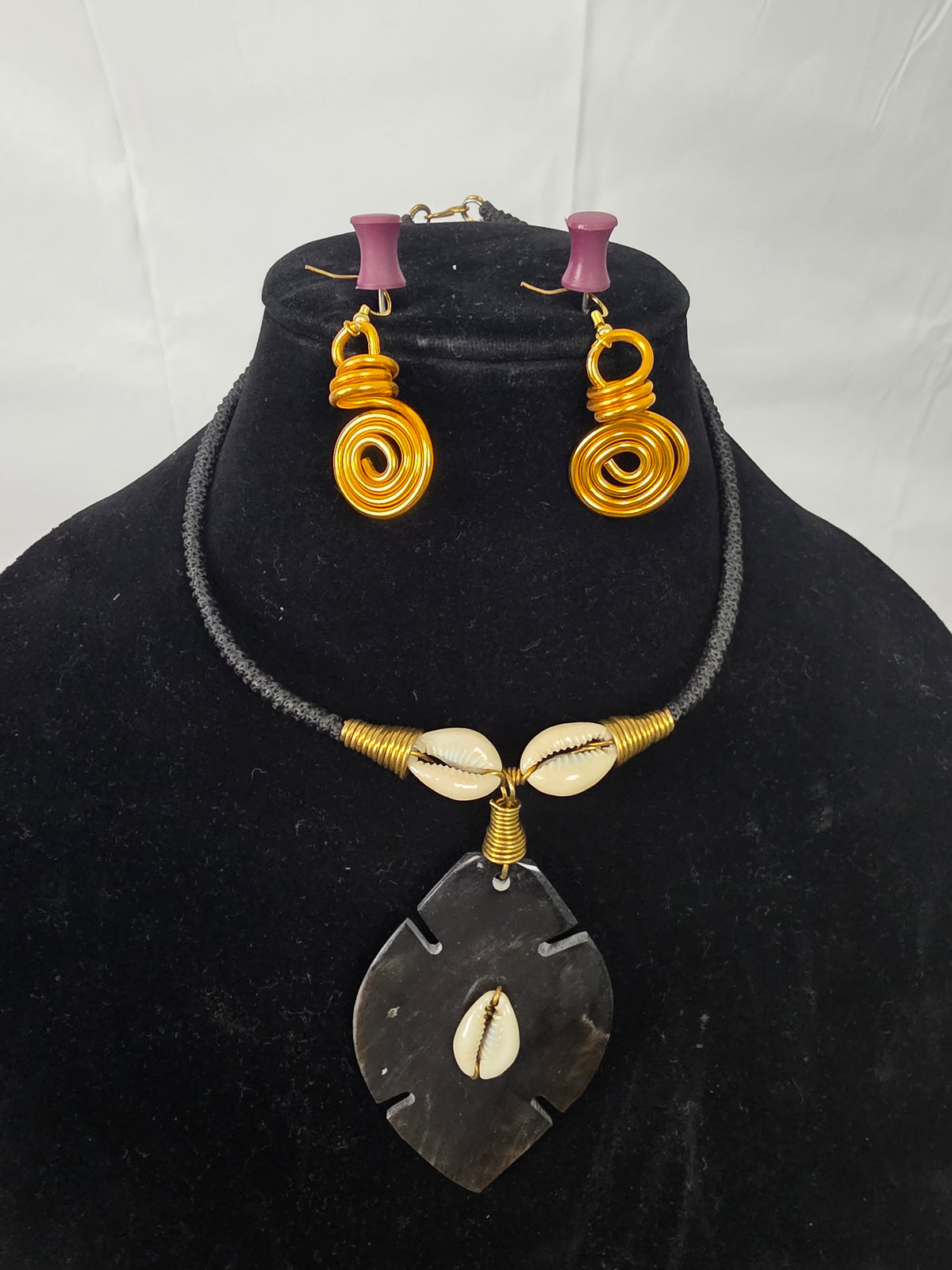 Cowrie Copper Necklace Earring Set