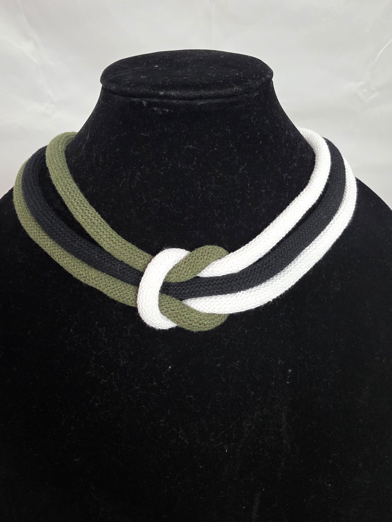 Three Toned Knotted Macrame Necklace