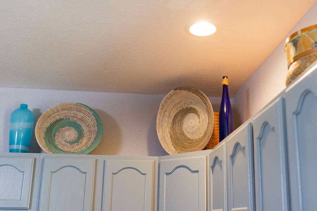 African Wall Basket / Bowl, sweet grass, multi-color