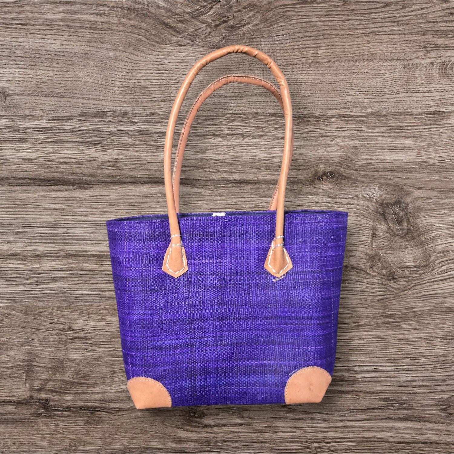 Madagascar Solid Tote Bag