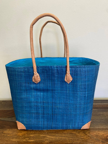Madagascar Solid Tote Bag