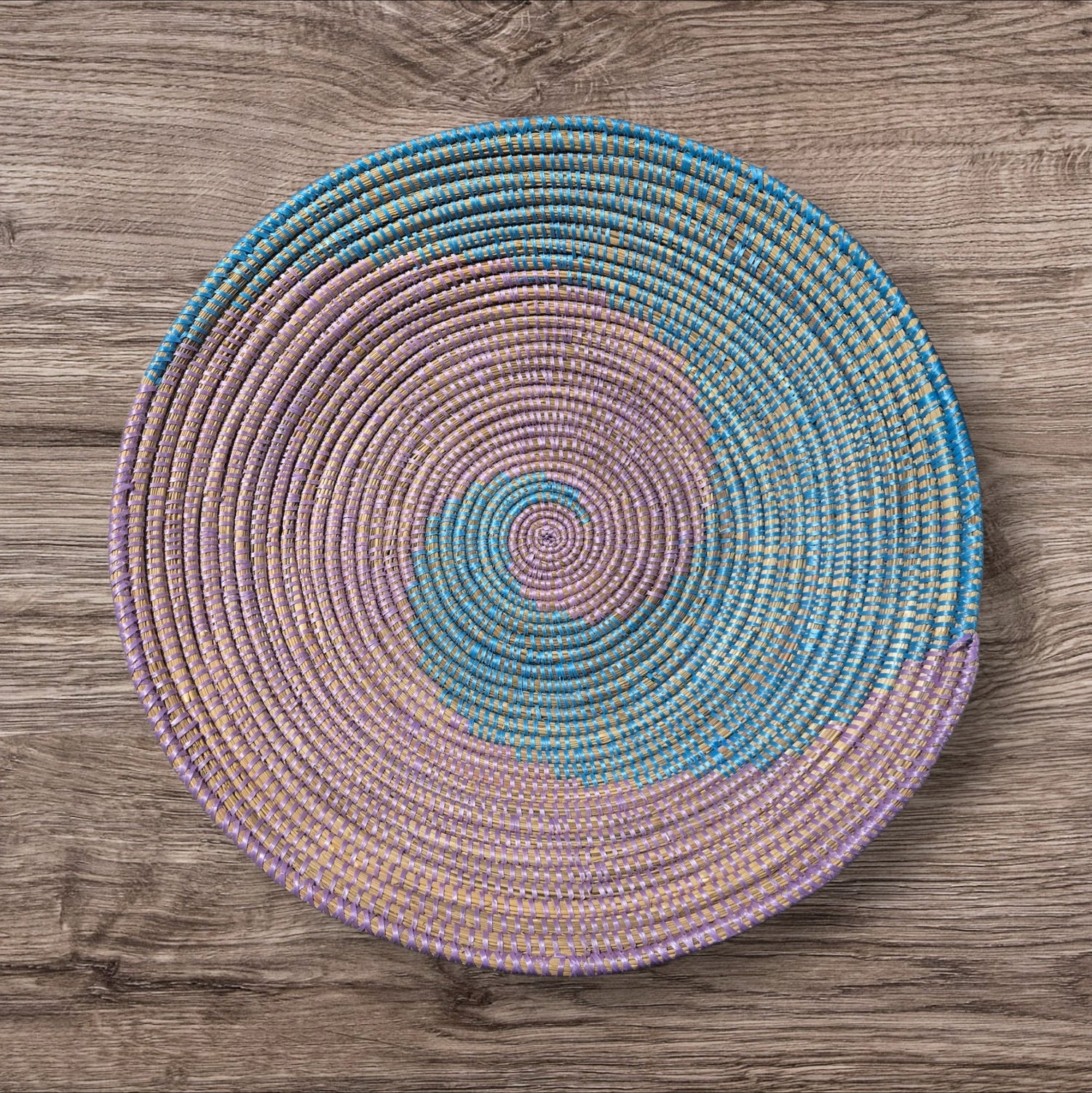 African Wall Basket / Bowl, sweet grass, multi-color